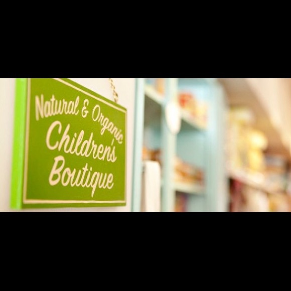 Meet your Posher, Britt - Picture 4 of 4